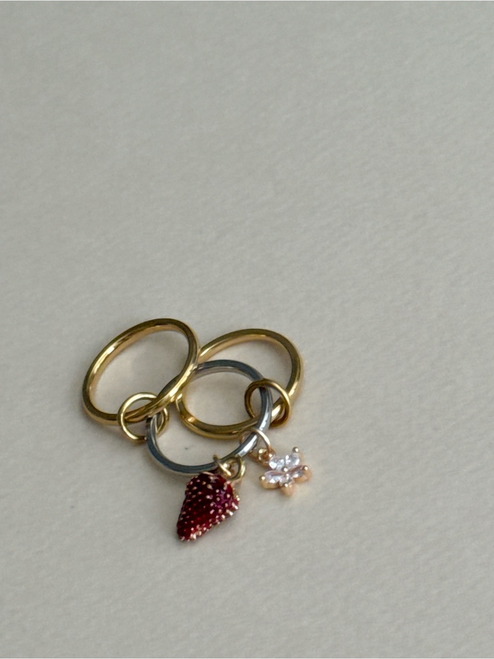 Strawberry Ring D246 - Picture 7 of 9